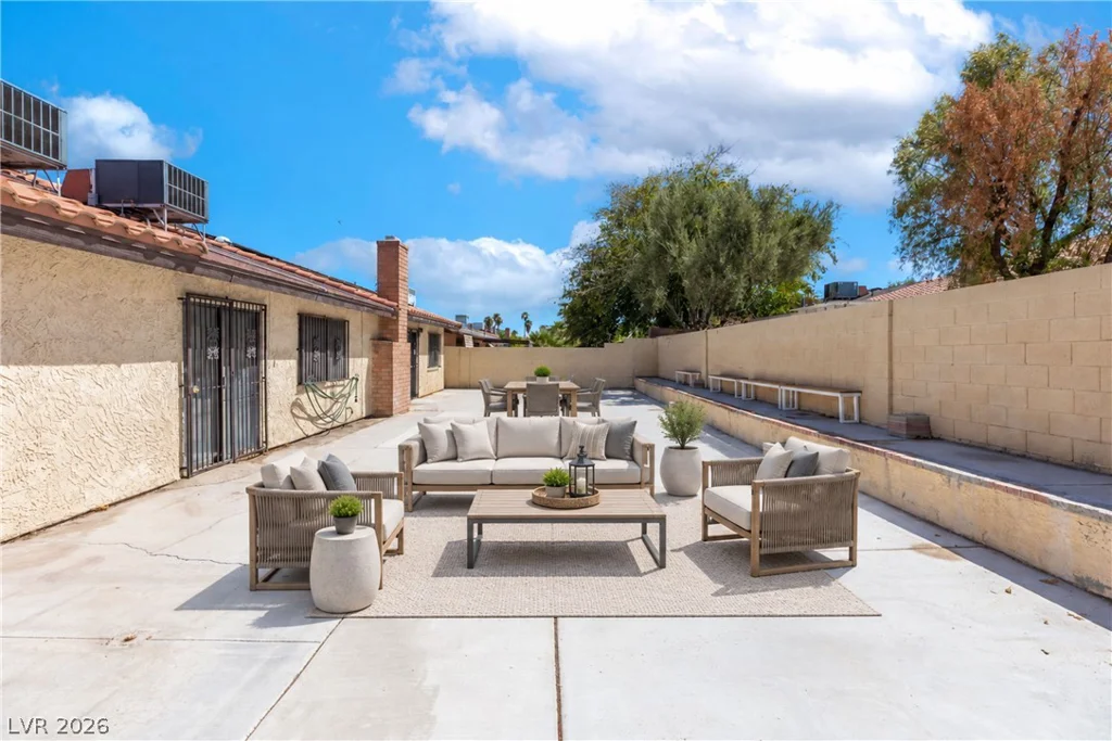 1929 Rockledge, Las Vegas, NV 89119