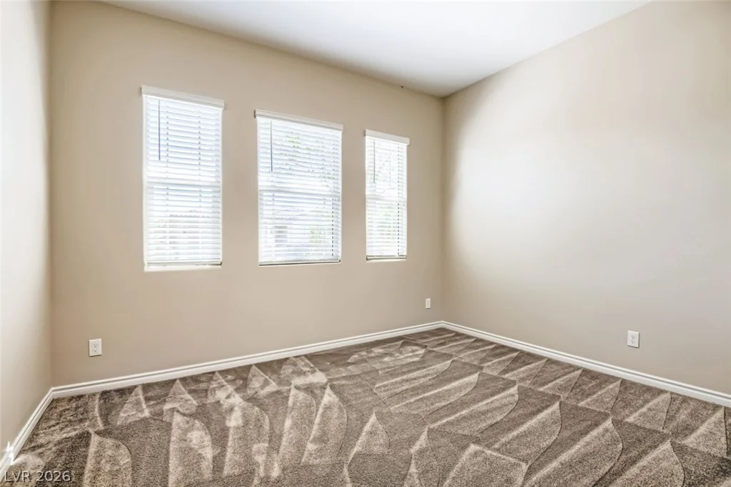 647 Longfeather, Henderson, NV 89011