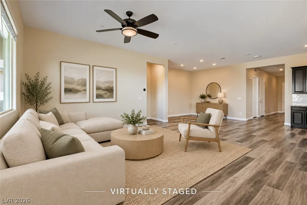 647 Longfeather, Henderson, NV 89011
