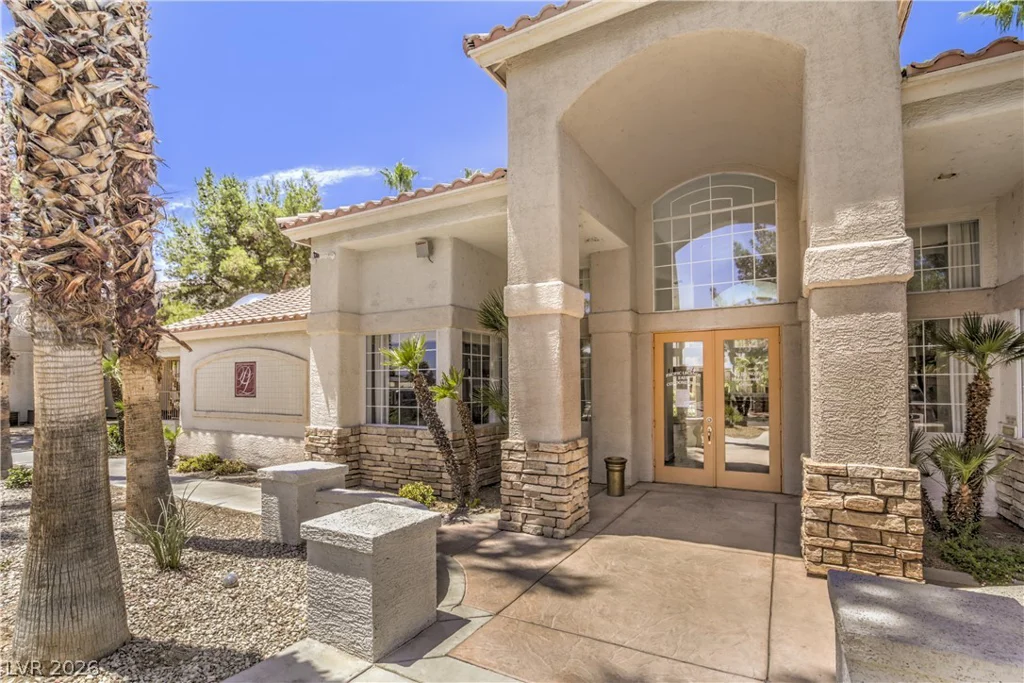 1300 Arlington, Las Vegas, NV 89104