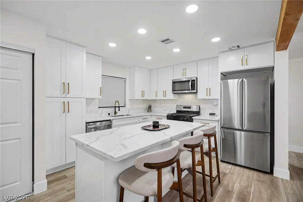 4200 El Parque, Las Vegas, NV 89102