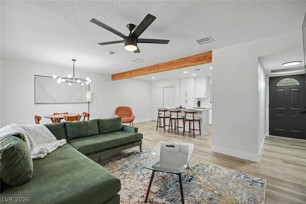 4200 El Parque, Las Vegas, NV 89102