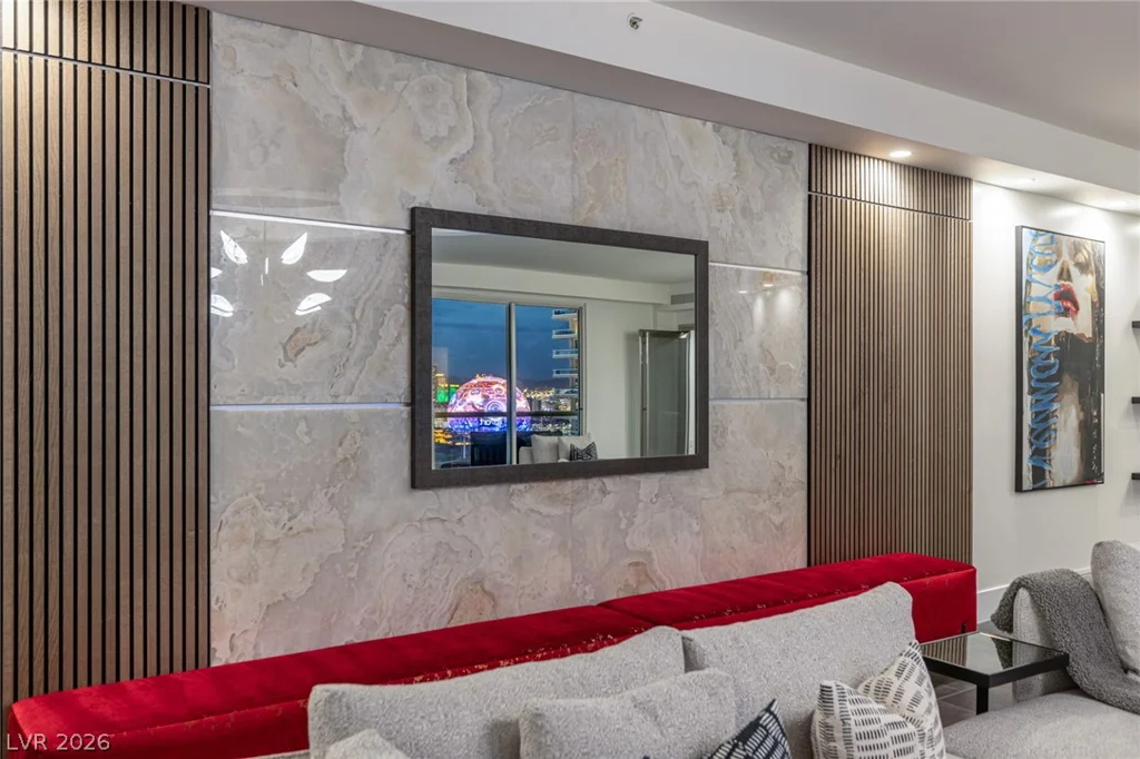 2747 Paradise, Las Vegas, NV 89109