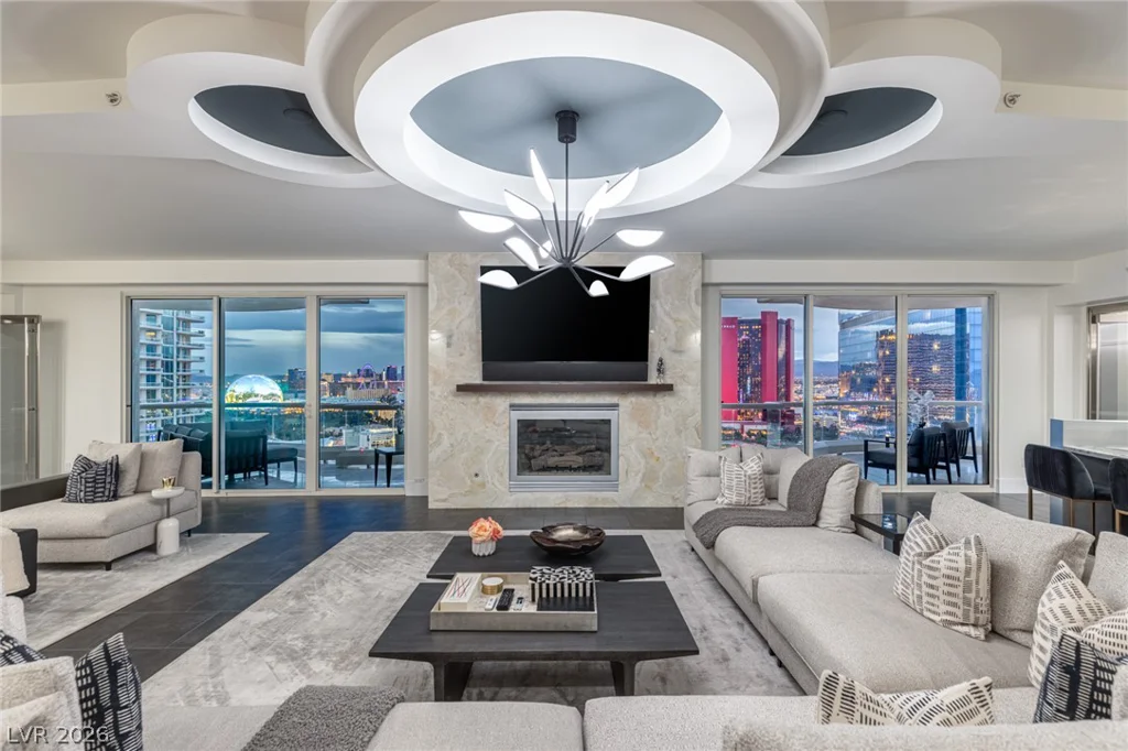 2747 Paradise, Las Vegas, NV 89109