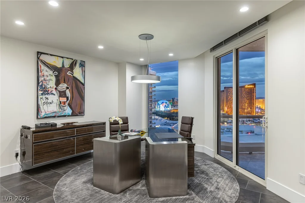 2747 Paradise, Las Vegas, NV 89109