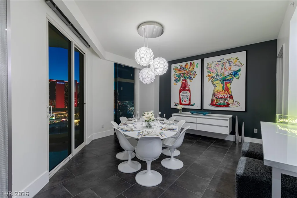 2747 Paradise, Las Vegas, NV 89109