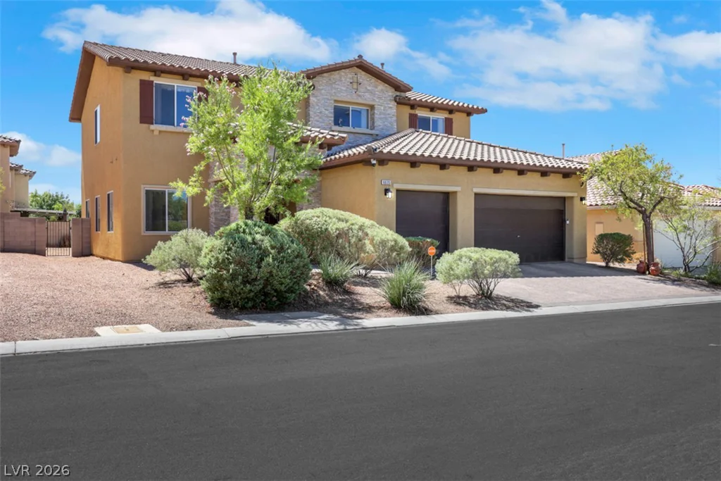6635 AZURE CLOUDS WAY, Las Vegas, NV 89142