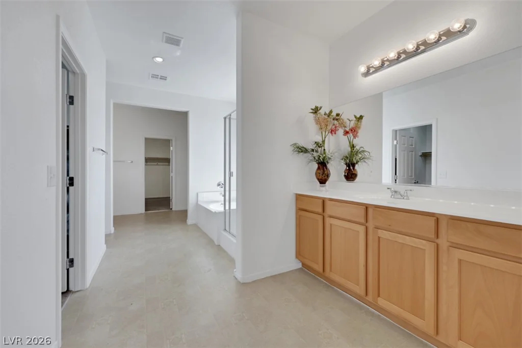 6635 AZURE CLOUDS WAY, Las Vegas, NV 89142