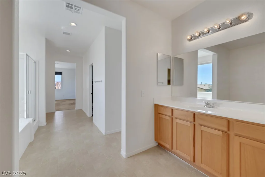 6635 AZURE CLOUDS WAY, Las Vegas, NV 89142