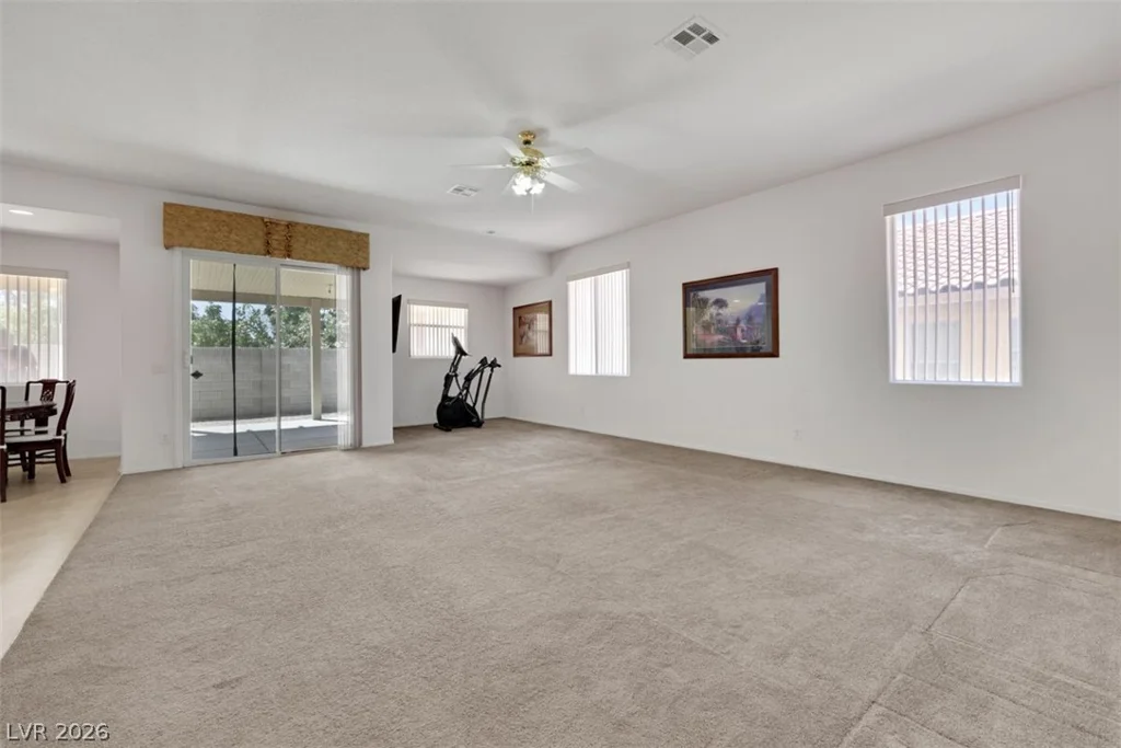 6635 AZURE CLOUDS WAY, Las Vegas, NV 89142