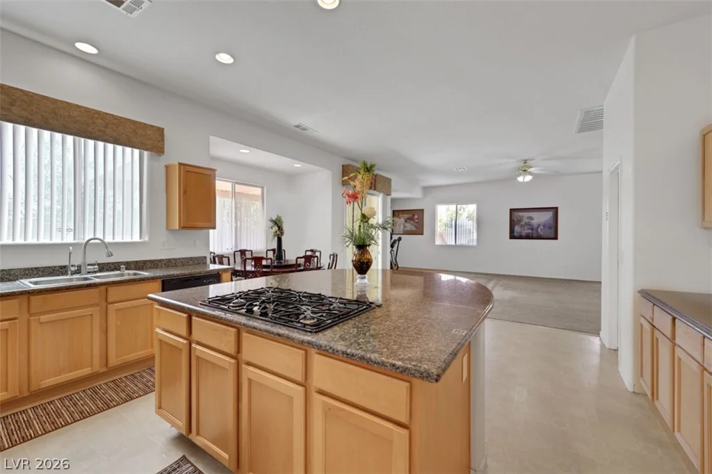 6635 AZURE CLOUDS WAY, Las Vegas, NV 89142