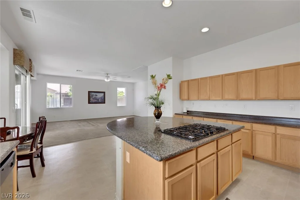 6635 AZURE CLOUDS WAY, Las Vegas, NV 89142
