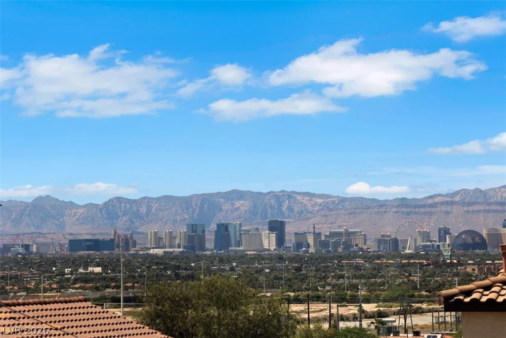 6635 AZURE CLOUDS WAY, Las Vegas, NV 89142