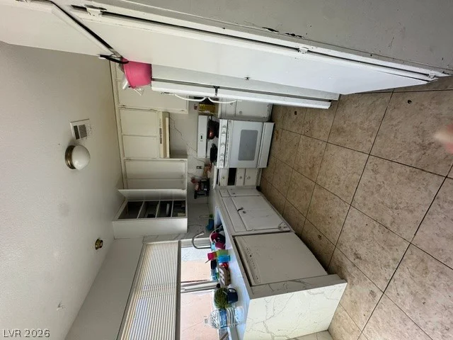 4008 Edgeford, Las Vegas, NV 89102