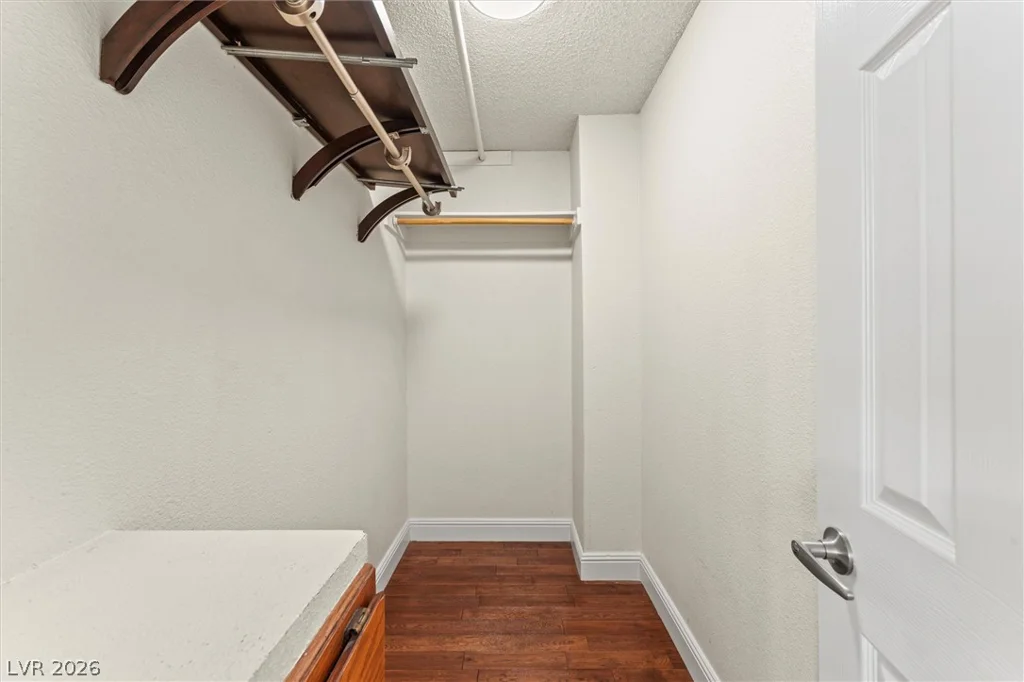 5570 White Cap, Las Vegas, NV 89110