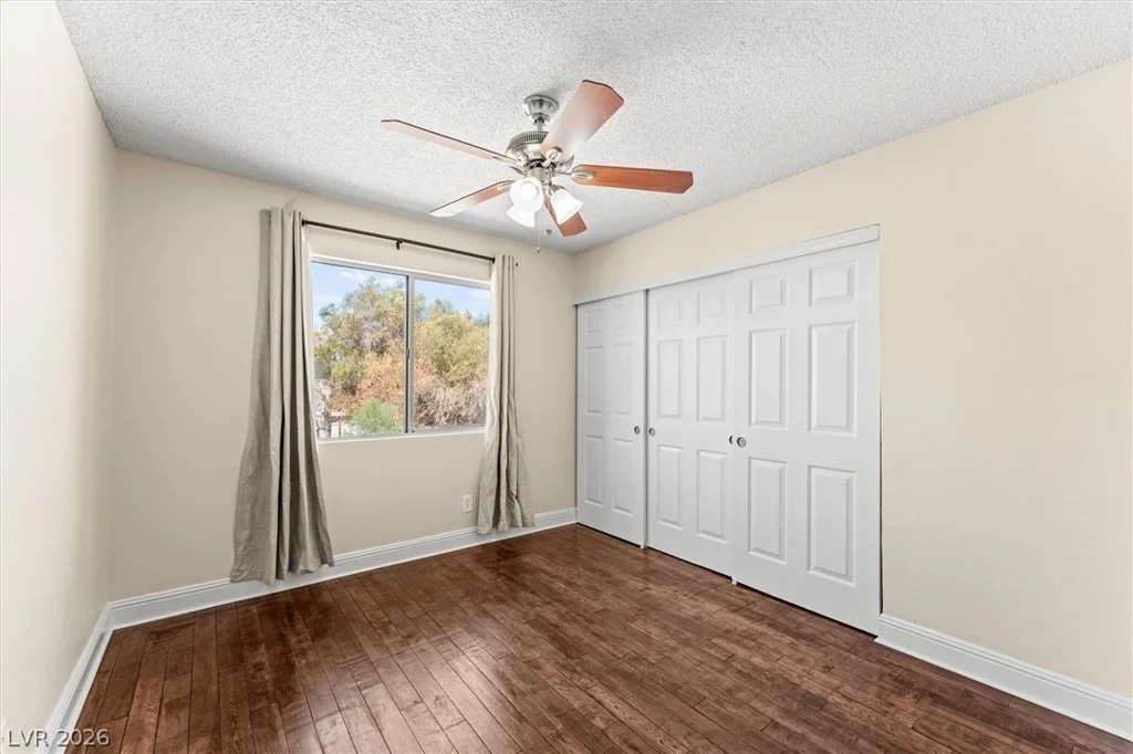 5570 White Cap, Las Vegas, NV 89110