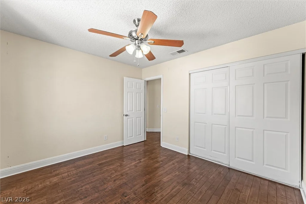 5570 White Cap, Las Vegas, NV 89110