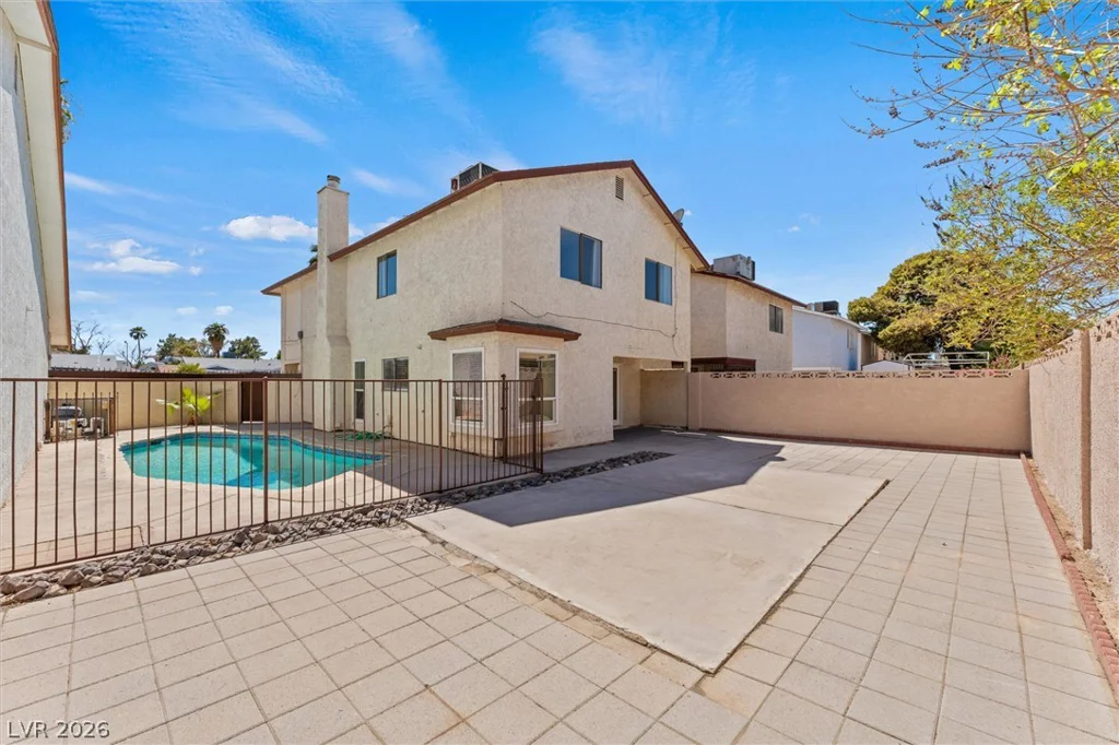 5570 White Cap, Las Vegas, NV 89110