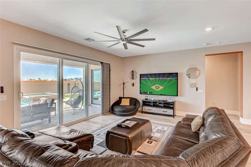 5241 Brayden, Las Vegas, NV 89131