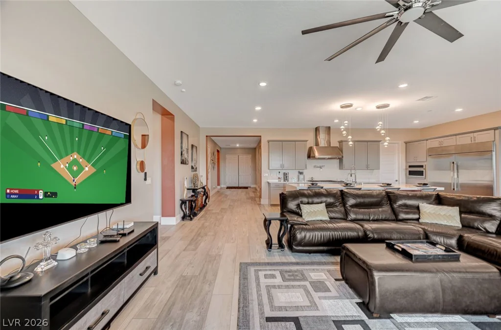5241 Brayden, Las Vegas, NV 89131