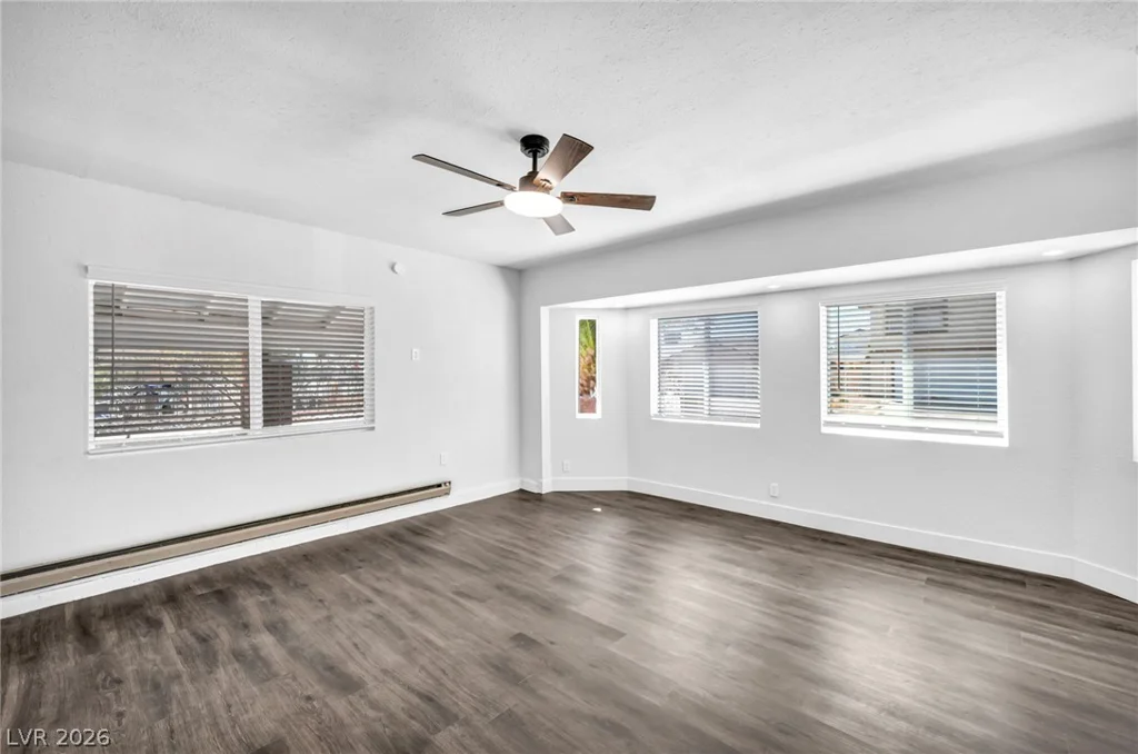 1322 Lucky, Las Vegas, NV 89104