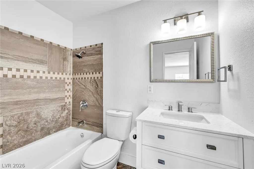 1322 Lucky, Las Vegas, NV 89104