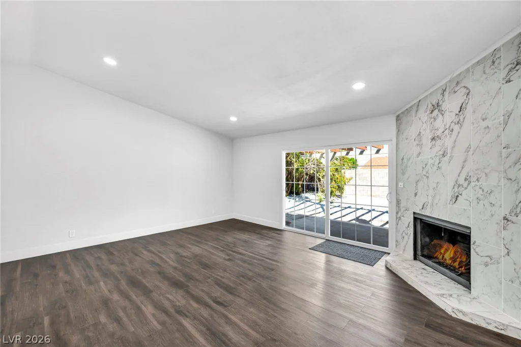 1322 Lucky, Las Vegas, NV 89104