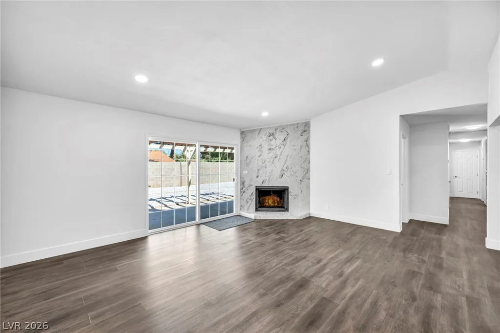 1322 Lucky, Las Vegas, NV 89104