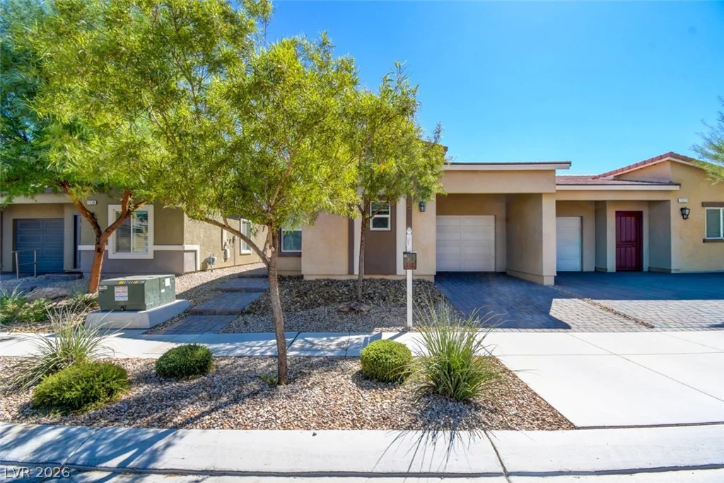7526 Crested Moon, North Las Vegas, NV 89084