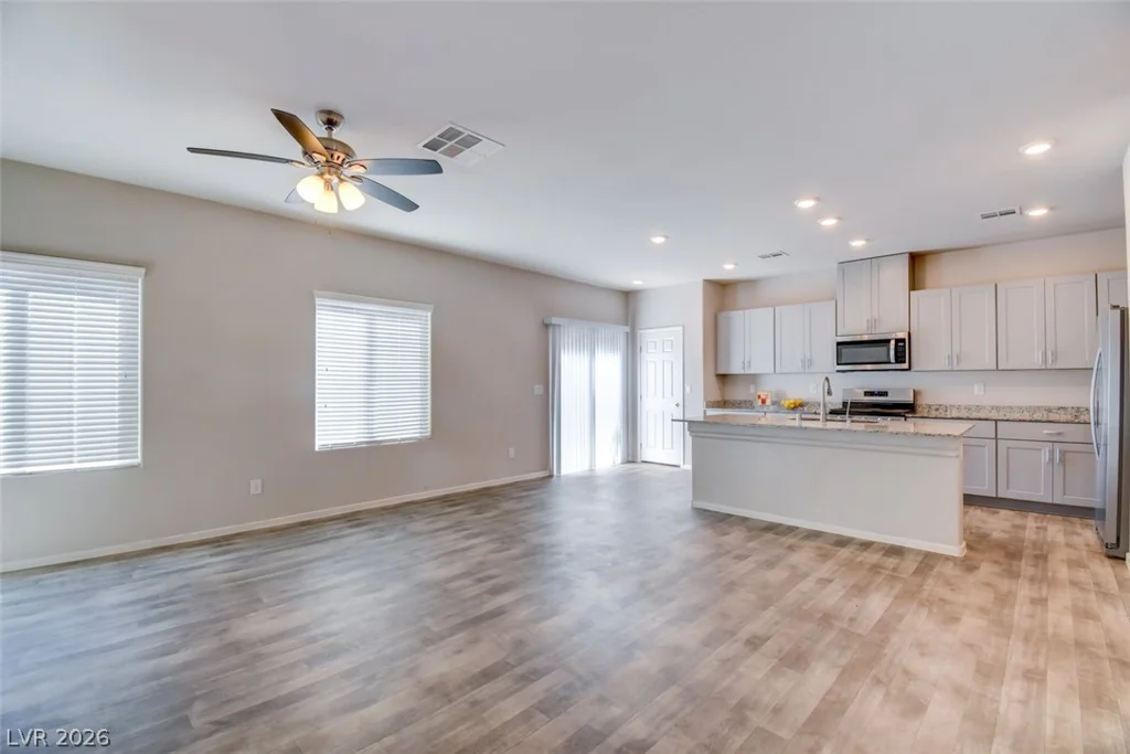 7526 Crested Moon, North Las Vegas, NV 89084