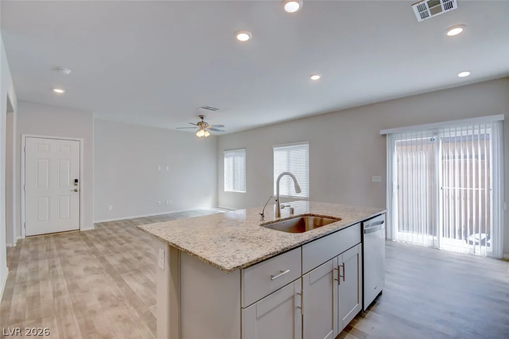 7526 Crested Moon, North Las Vegas, NV 89084