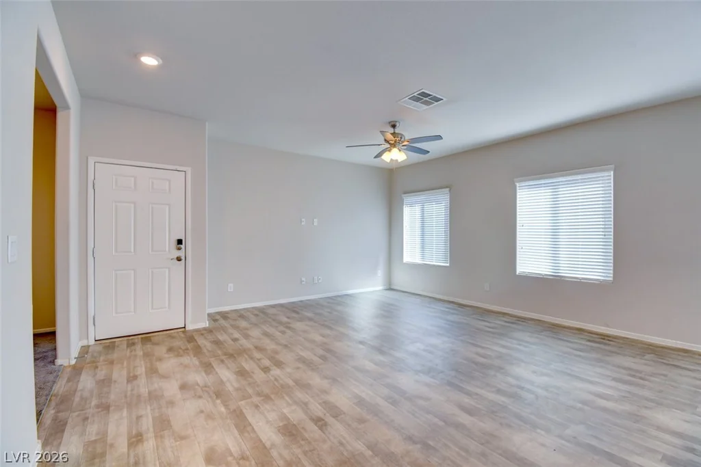 7526 Crested Moon, North Las Vegas, NV 89084