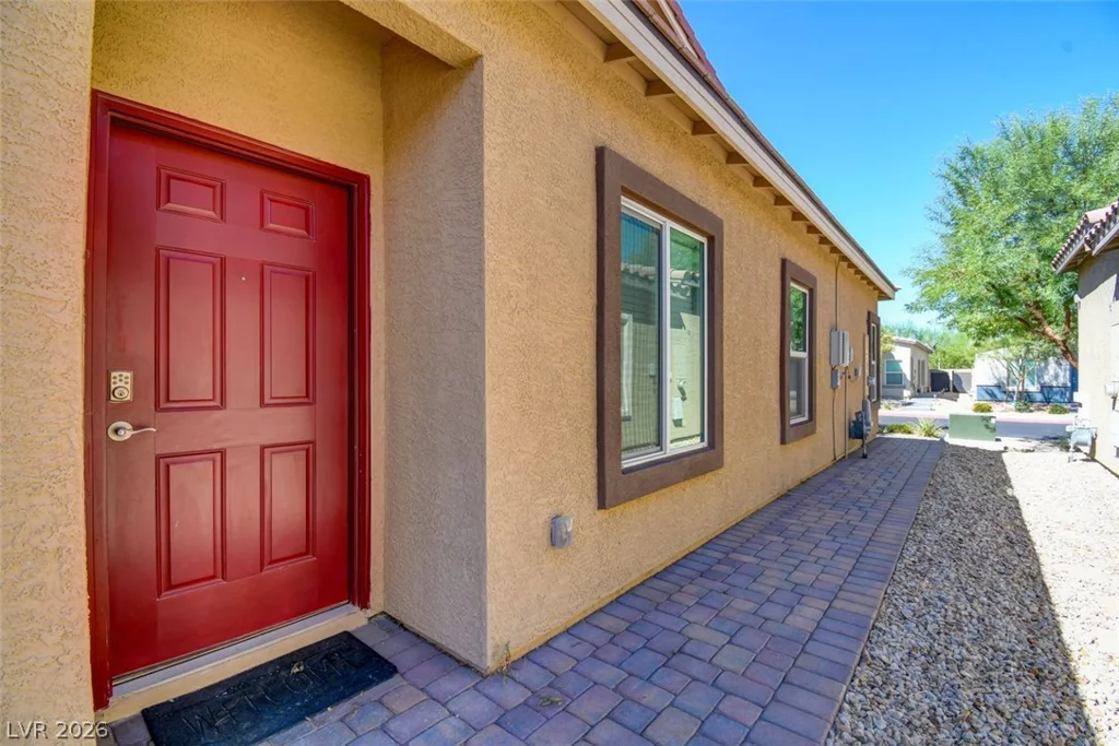7526 Crested Moon, North Las Vegas, NV 89084