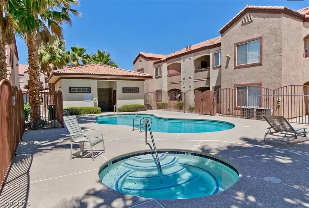 9580 Reno, Las Vegas, NV 89148