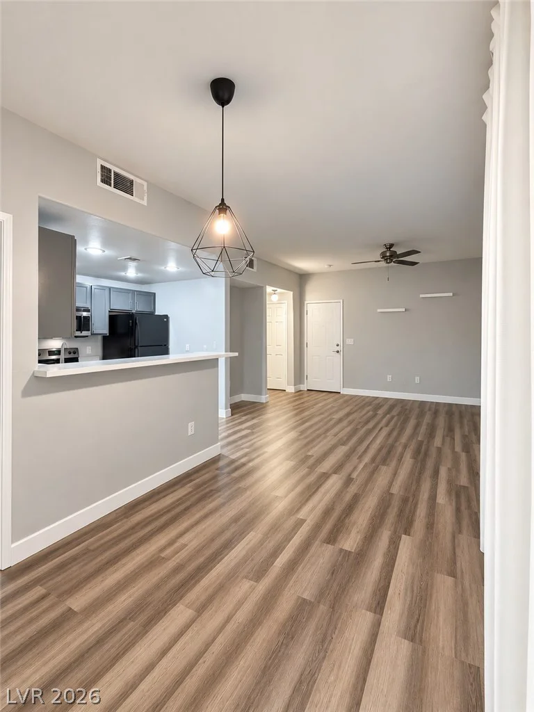 9580 Reno, Las Vegas, NV 89148