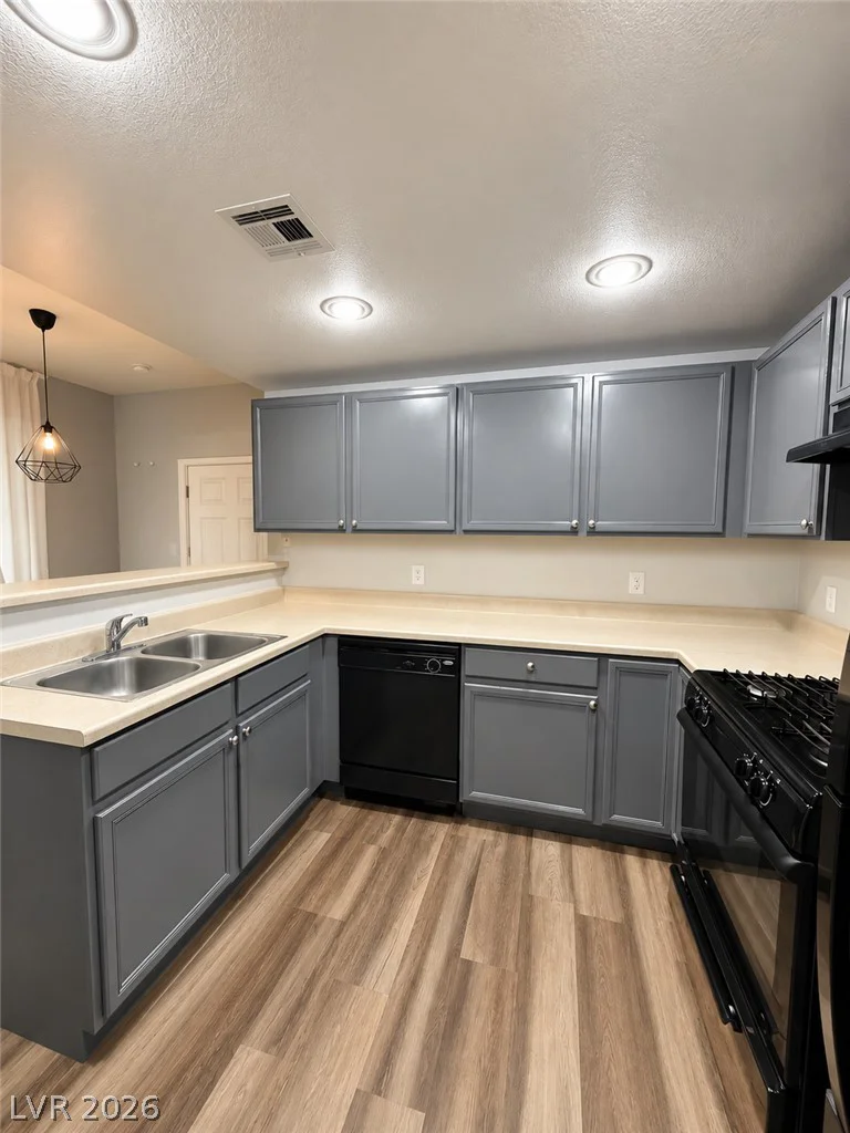 9580 Reno, Las Vegas, NV 89148