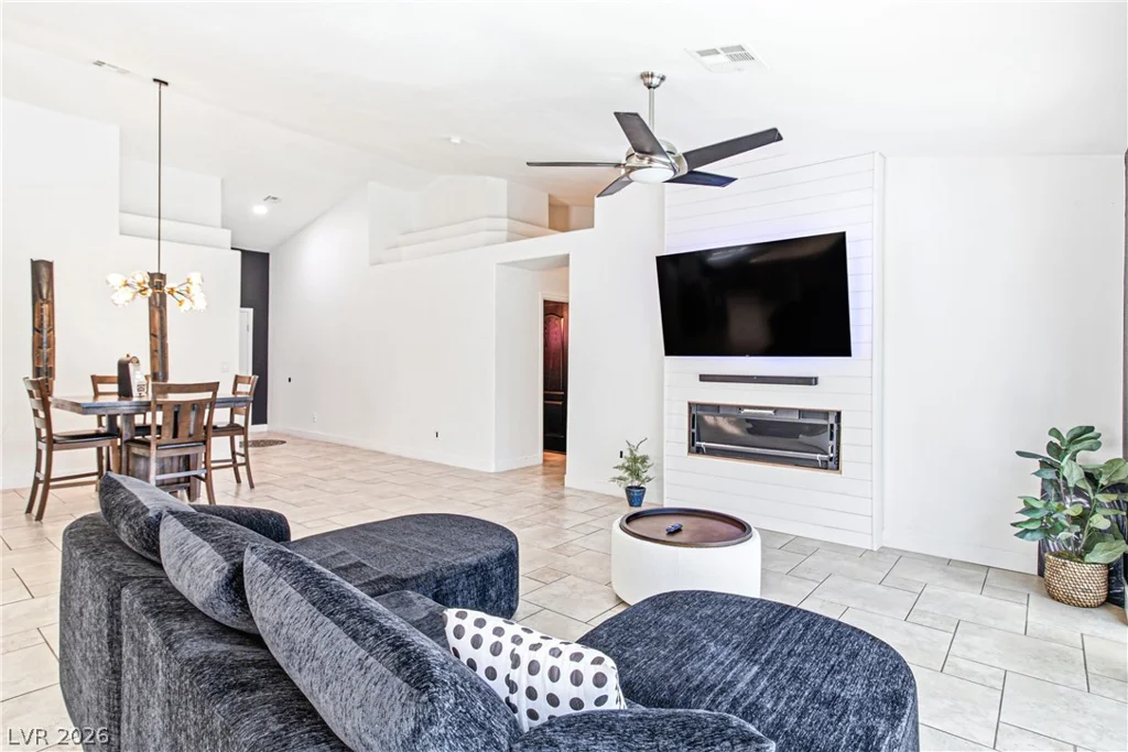 5126 Rose Moss, North Las Vegas, NV 89031