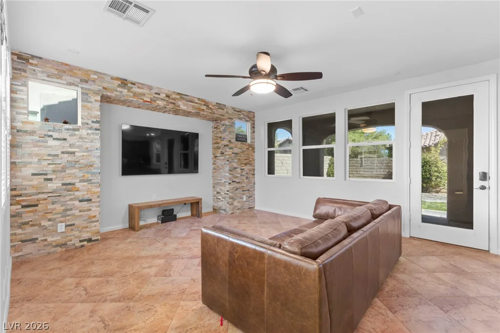 600 Bachelor Button, Las Vegas, NV 89138