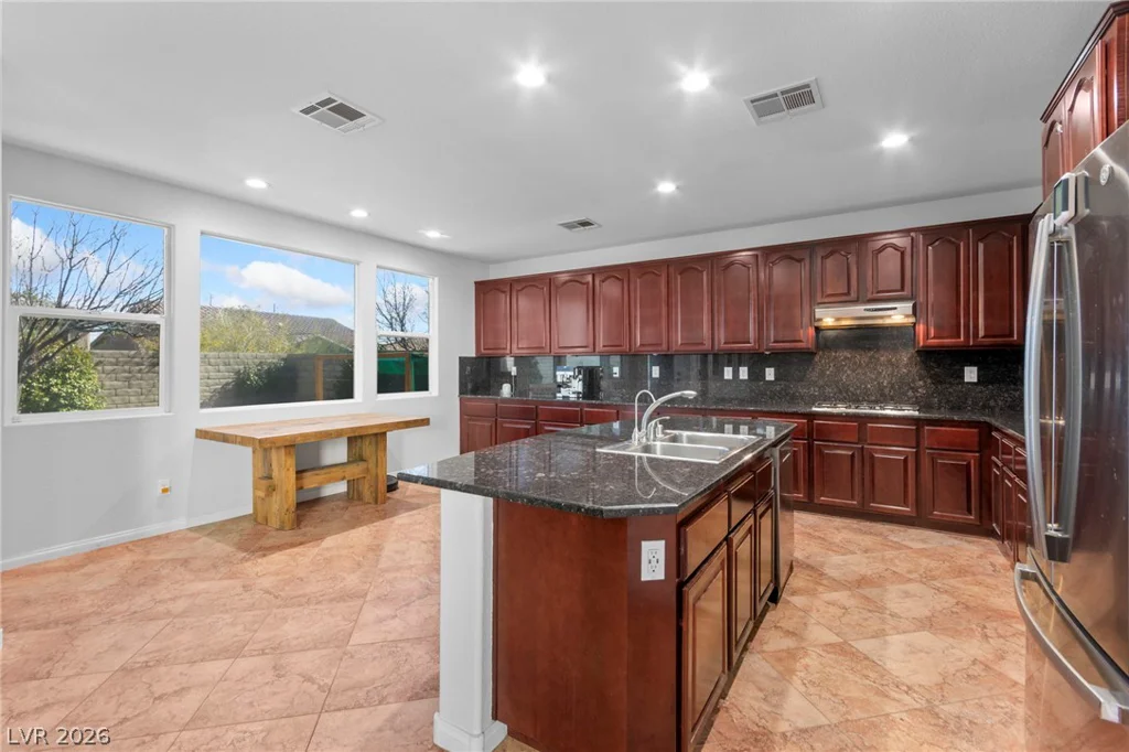 600 Bachelor Button, Las Vegas, NV 89138