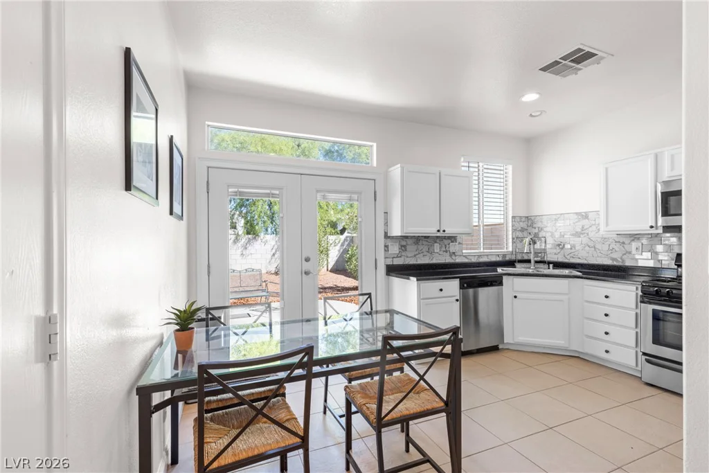 1076 Sweeping Vine, Las Vegas, NV 89183
