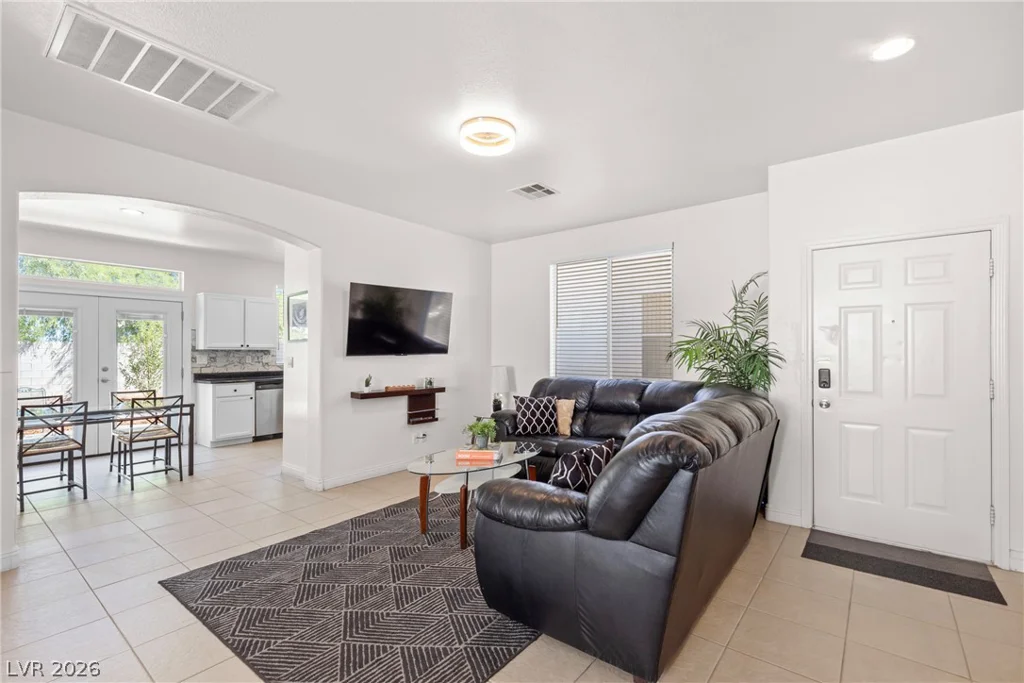 1076 Sweeping Vine, Las Vegas, NV 89183