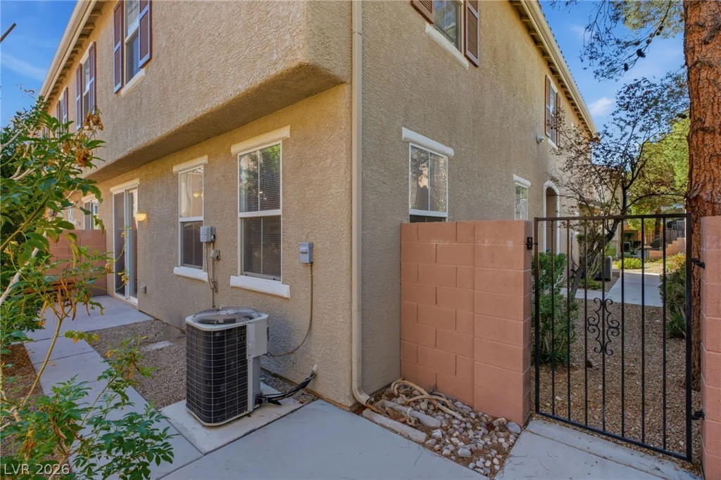 9116 Dancing Snow, Las Vegas, NV 89149