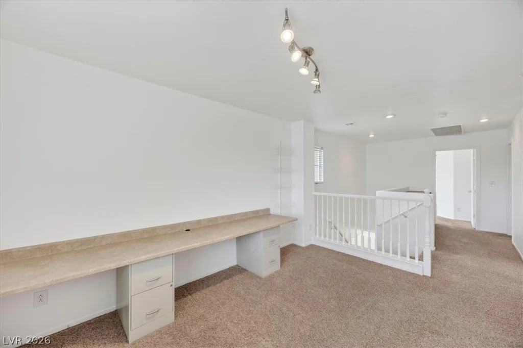 9075 Cloudy Mountain, Las Vegas, NV 89178