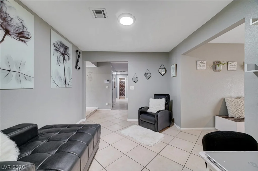 2829 Michael, Las Vegas, NV 89108