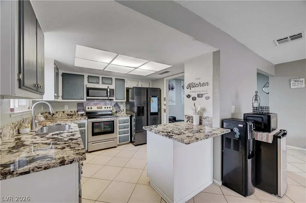 2829 Michael, Las Vegas, NV 89108