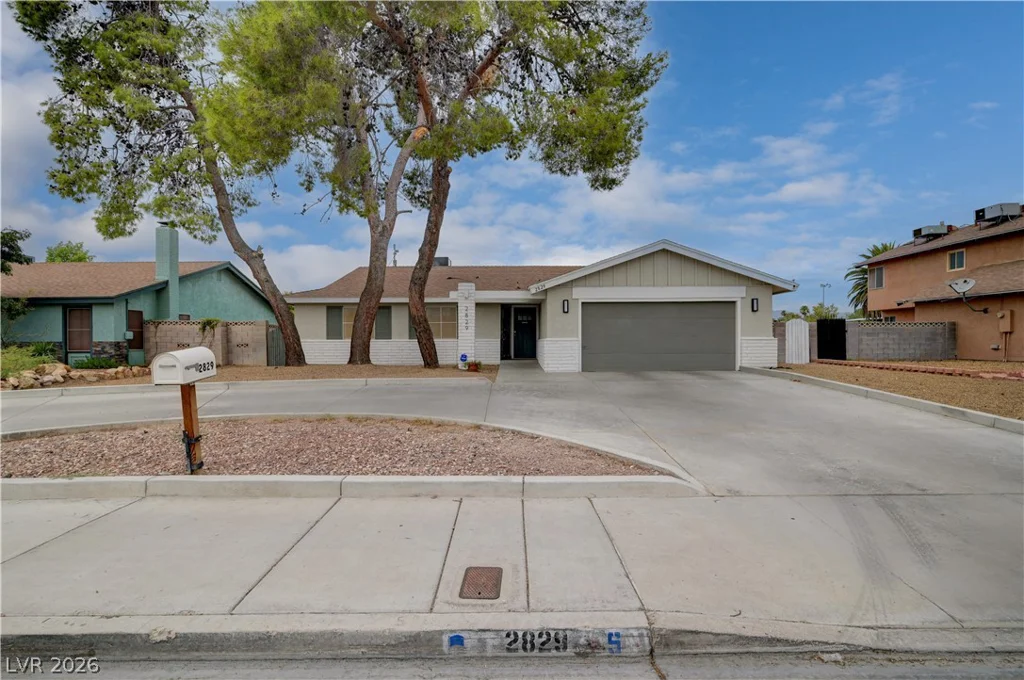 2829 Michael, Las Vegas, NV 89108