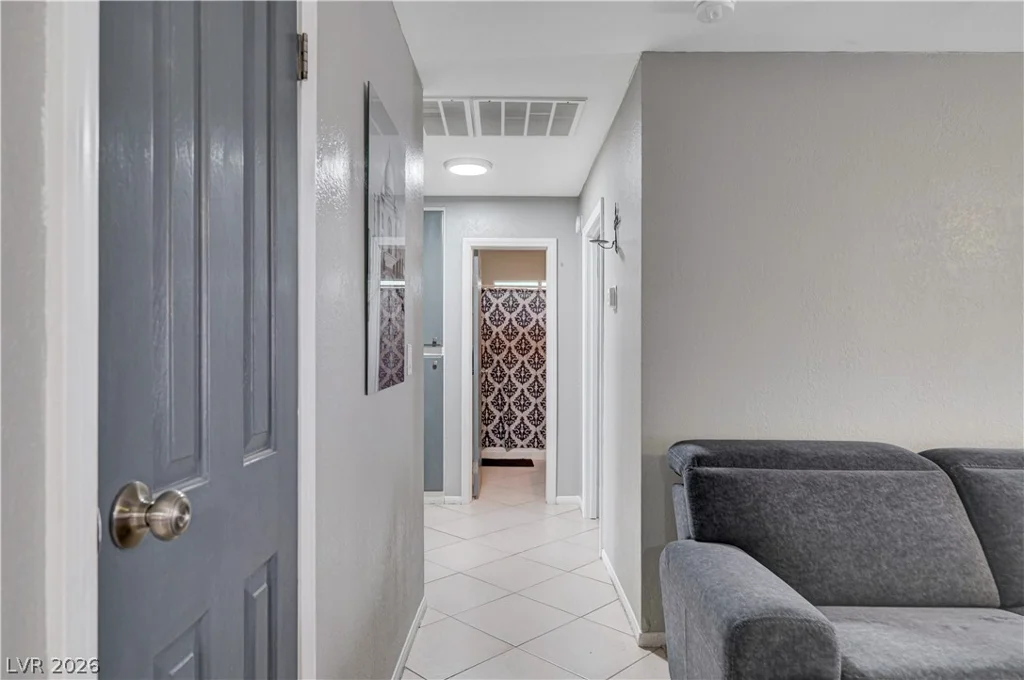 2829 Michael, Las Vegas, NV 89108