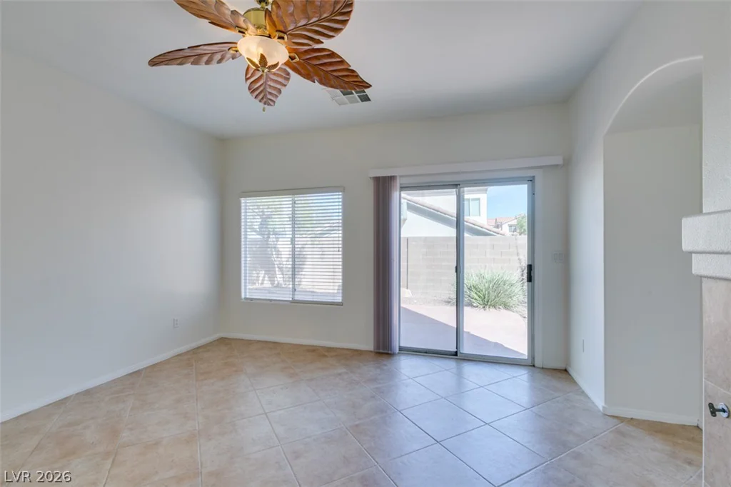 10744 Binasco, Las Vegas, NV 89141