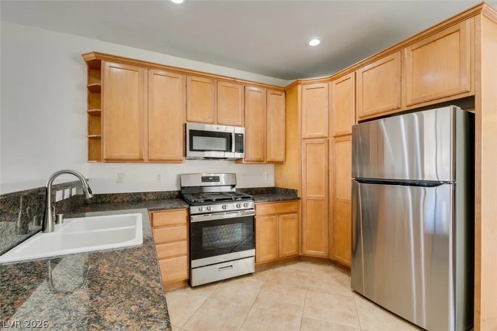 10744 Binasco, Las Vegas, NV 89141