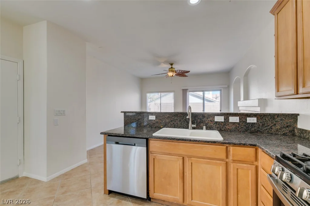 10744 Binasco, Las Vegas, NV 89141